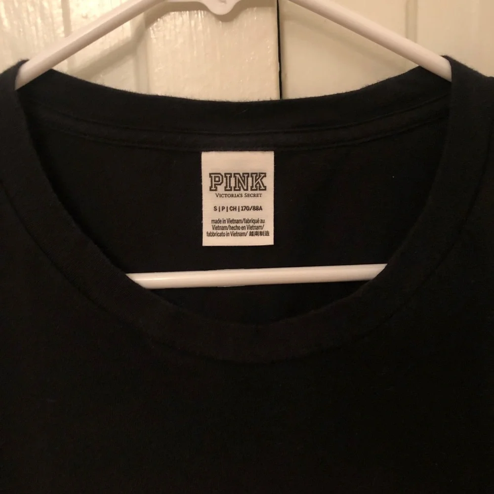 PINK Victoria’s Secret Rare Rainbow Bling Campus Tee - Picture 7 of 7